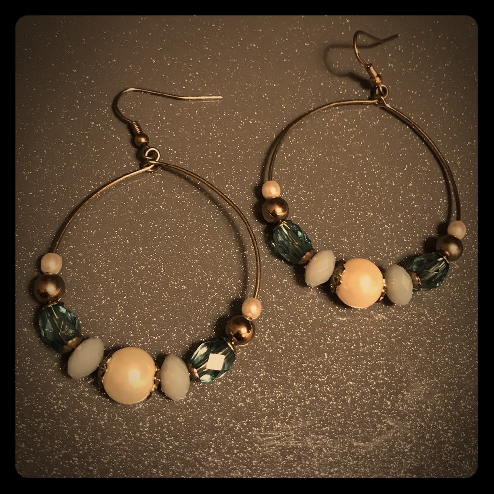 3/$10! Vintage Dangle Hoops Blue Beads Faux Pearls